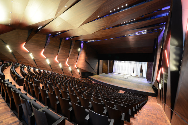 erl_hall 01